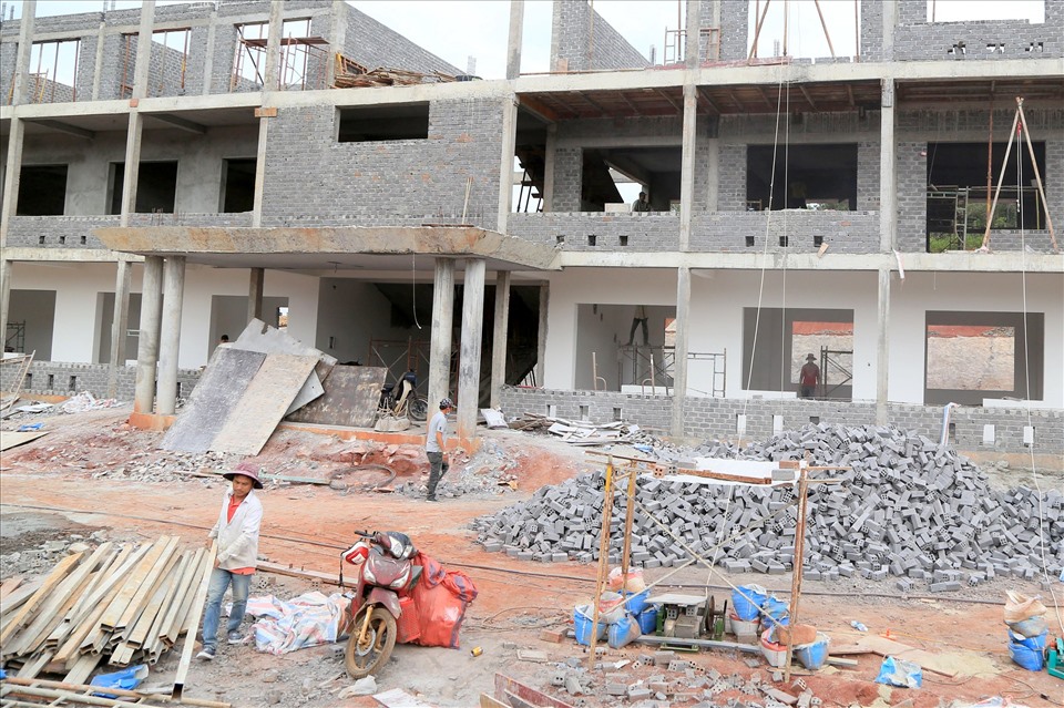 Nhà thầu ở Đắk Nông gặp khó vì giá vật liệu xây dựng 